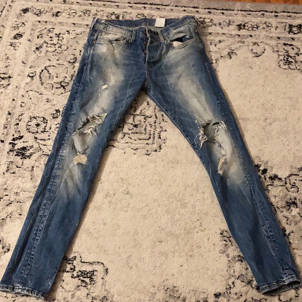 H&M blue ripped skinny jeans (32x32)